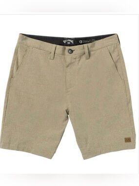 BILLABONG Crossfire Submersible 19"'
Men's Hybrid Shorts - Khaki. Size 30. NWT